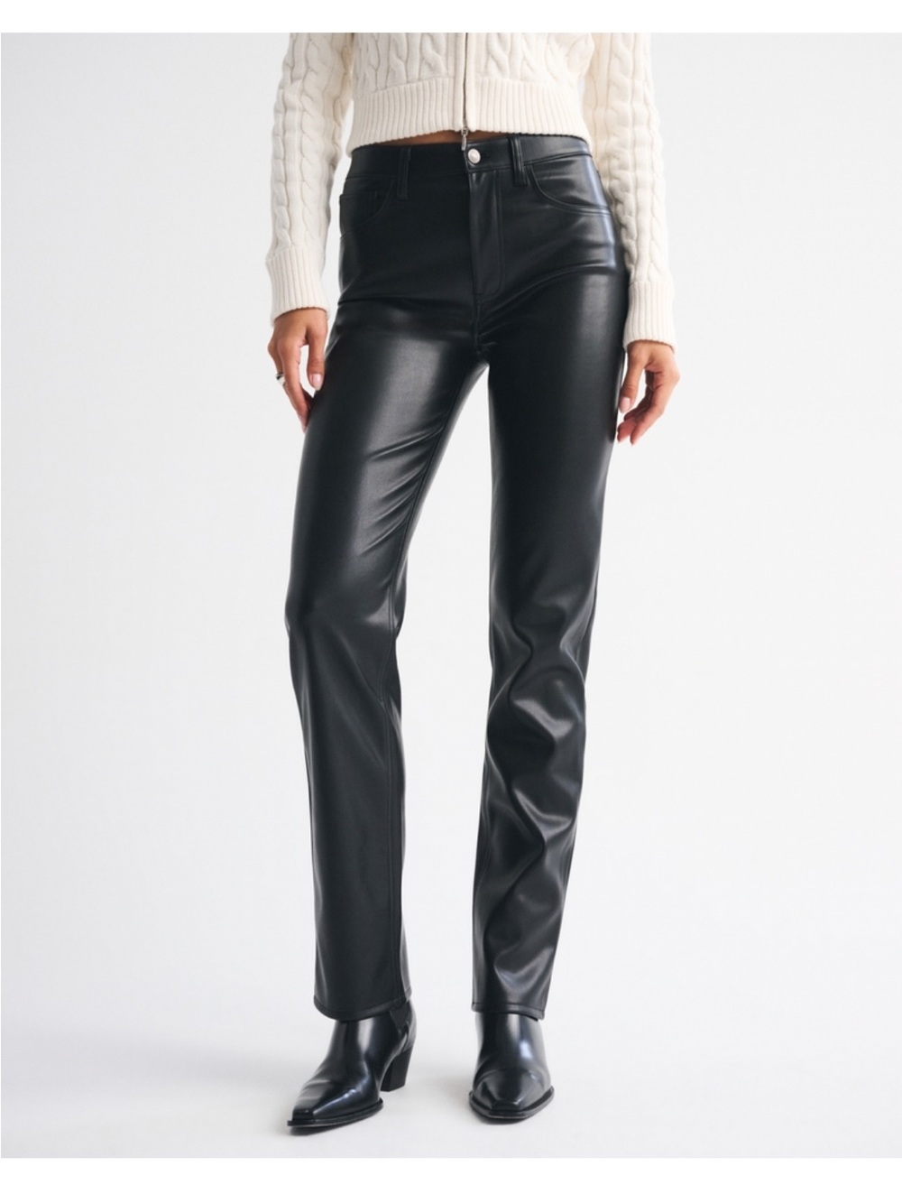 Abercrombie & Fitch | 90’s Straight Ultra High Rise Vegan Leather Pant | Size 26